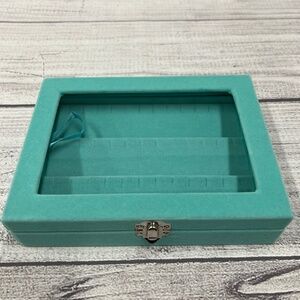 Turquoise Blue Velvet Earring Box (7026324)